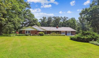 6916 PACIFIC Ln, Annandale, VA 22003