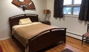 75 Union Ave, Amityville, NY 11701
