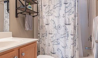 10900 HOLYSTONE Ln 301, Berlin, MD 21811