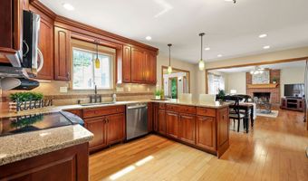 209 Lancaster Way, Cheshire, CT 06410