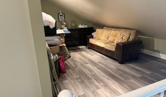1525 Teri Ln, Algonquin, IL 60102