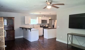 129 W Cline St, Aurora, MO 65605
