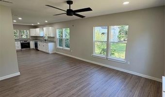 904 Jefferson St E, Sulphur Springs, TX 75482