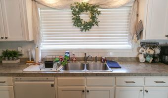 12 Clifton, Baxley, GA 31513