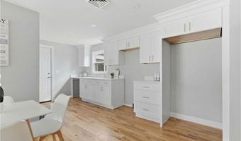 63 Indian Rd, East Providence, RI 02915