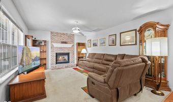 923 Stave Oak Dr, Beech Grove, IN 46107