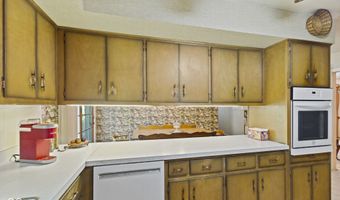 618 Mellowood Dr, Indianapolis, IN 46217