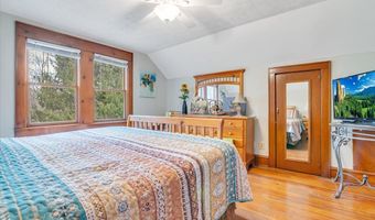 253 Thomas Rd, Blakeslee, PA 18610