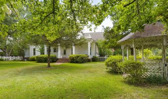 818 Cannon Ave, Bentonia, MS 39040