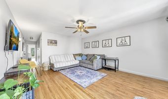 12 PAVONIA Ct 1, Bayonne, NJ 07002