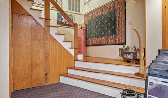 350 Station St, Cranston, RI 02910