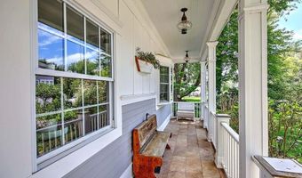 46 Channing Rd, Narragansett, RI 02882