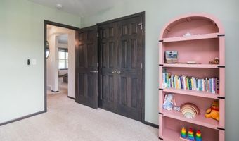 6478 MAIN St, Abrams, WI 54101