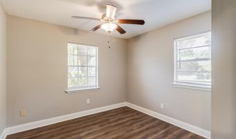 16201 Cervantes Ct, Biloxi, MS 39532