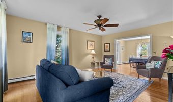 20 Morrison Ave, Middletown, RI 02840