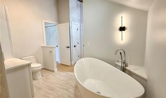 280 W Reach Dr, Jamestown, RI 02835