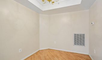 3830 9TH St N 606W, Arlington, VA 22203