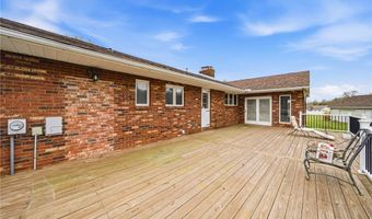 1584 Hemlock Dr, Ashtabula, OH 44004
