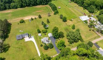 8463 Schubert Ave NE, Alliance, OH 44601
