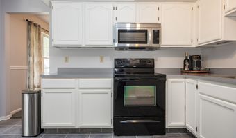 105 MATTHEW Ct, Dover, DE 19904