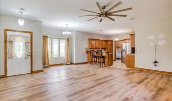 418 W Summit Ave, Augusta, KS 67010