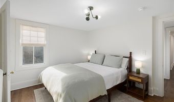 23 Mt. Vernon St, Newport, RI 02840