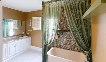101 W F St, Alpha, IL 61413