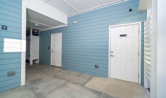 302 Glenn St, Atlantic Beach, NC 28512