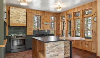 389 Castle Island Rd, Belgrade, ME 04917