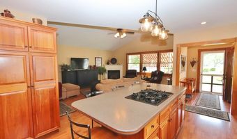 207 Sixth St, Bangor, ME 04401