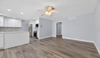 6305 COTTONWOOD Ln, Apollo Beach, FL 33572