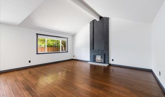 19235 SW OAK St, Aloha, OR 97078