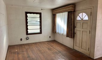 402 Rosedale St, Carlsbad, NM 88220