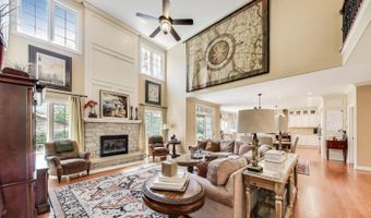 913 S DRYDEN Pl, Arlington Heights, IL 60005