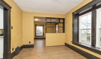 258 Oberlin Ct, Akron, OH 44311