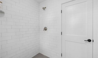 32 Exchange St A1, East Greenwich, RI 02818