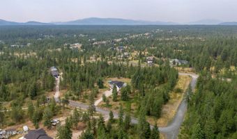 871 W Kenai Ln, Athol, ID 83801