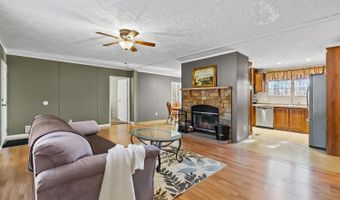 1690 Poorhouse Creek Rd, Appomattox, VA 24522