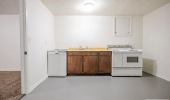 202 Cottonwood Ln, Blackfoot, ID 83211