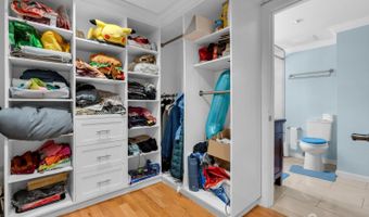 3 N Smith St N, Avenel, NJ 07001