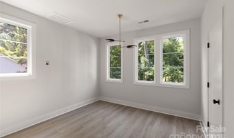 1314 Carolyn Dr, Charlotte, NC 28205