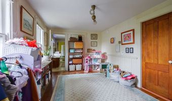 16 Francestown Rd, Bennington, NH 03442