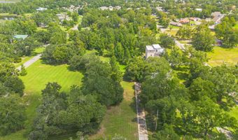 10158 E Shorecrest Rd, Biloxi, MS 39532