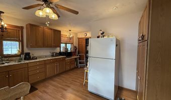 135 N Petrick St, Appleton, MN 56208