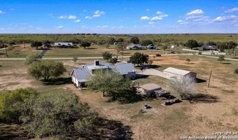 136 Country Pl, Adkins, TX 78101