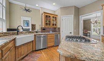 219 Ridgefield St, Bentonville, AR 72712