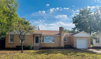 1038 E WALNUT St, Altus, OK 73521