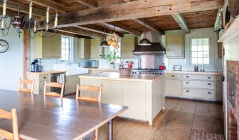 118 Finkle Rd, Ancram, NY 12502