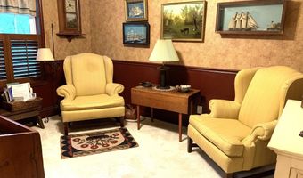 46 Club House Ln 9, Auburn, ME 04210