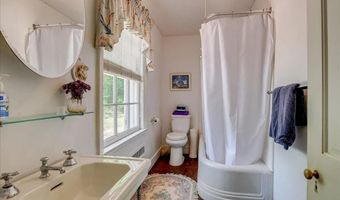 221 Surrey Cir, Aiken, SC 29801